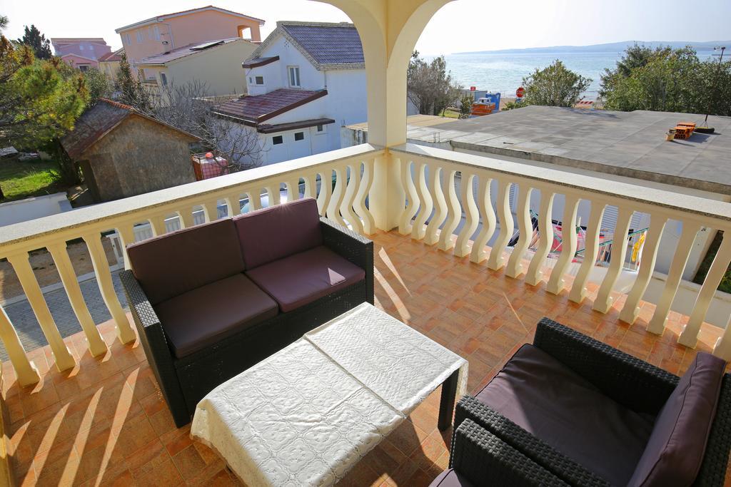 Apartments Tina P Vir Exterior photo